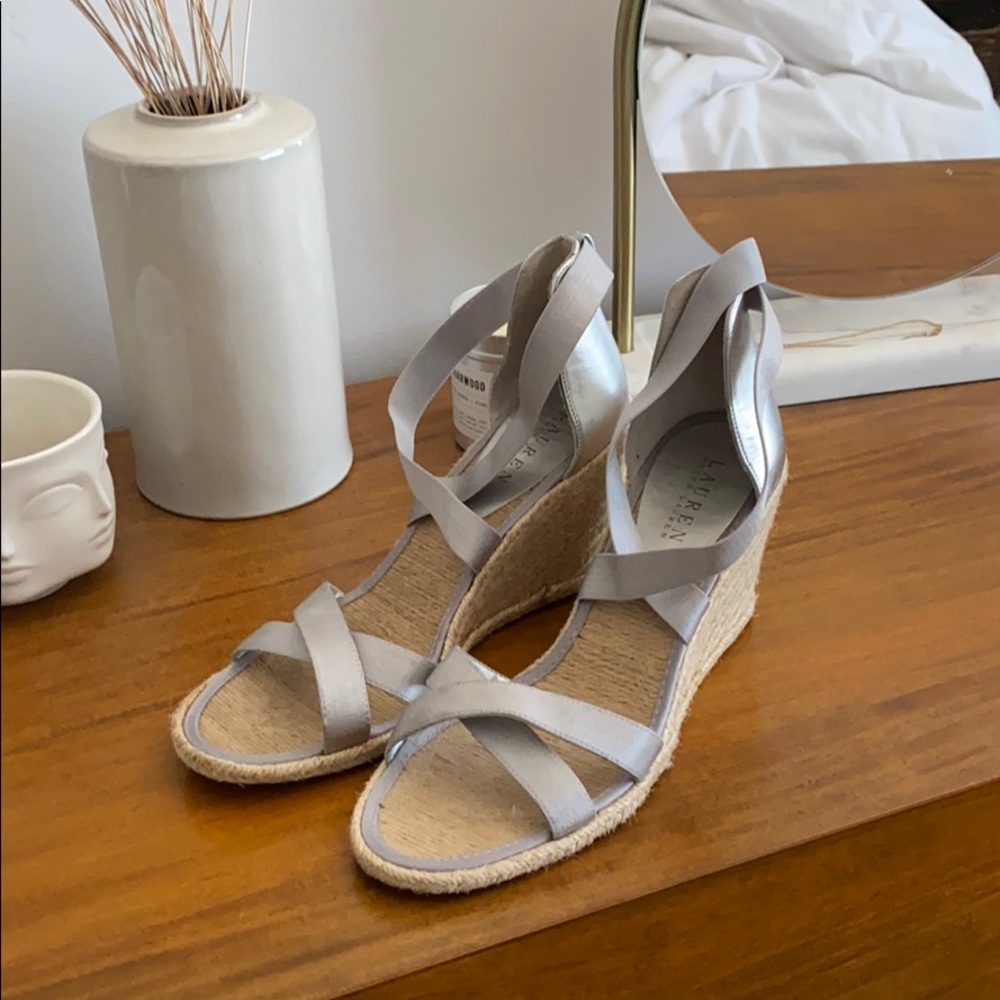 Women’s espadrille wedge